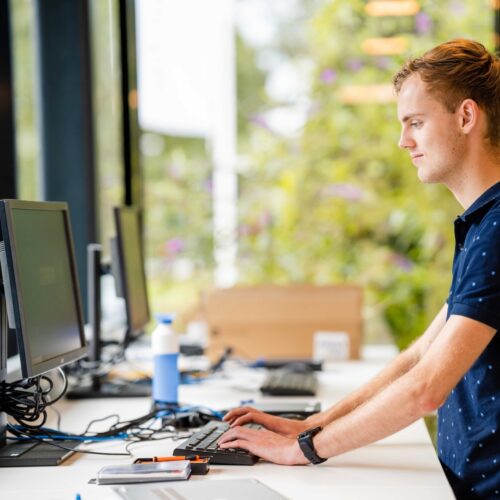 Connectworks 01713 klein